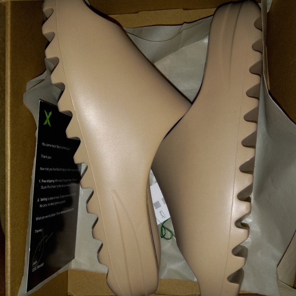 Yeezy slides pure